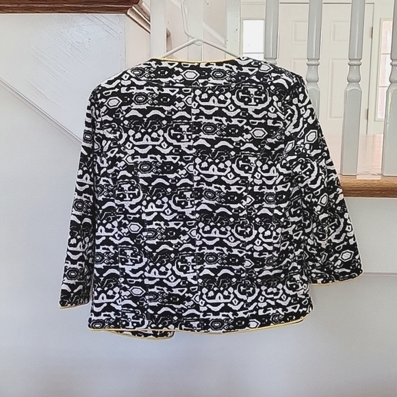 Jacket - Picture 2 of 8